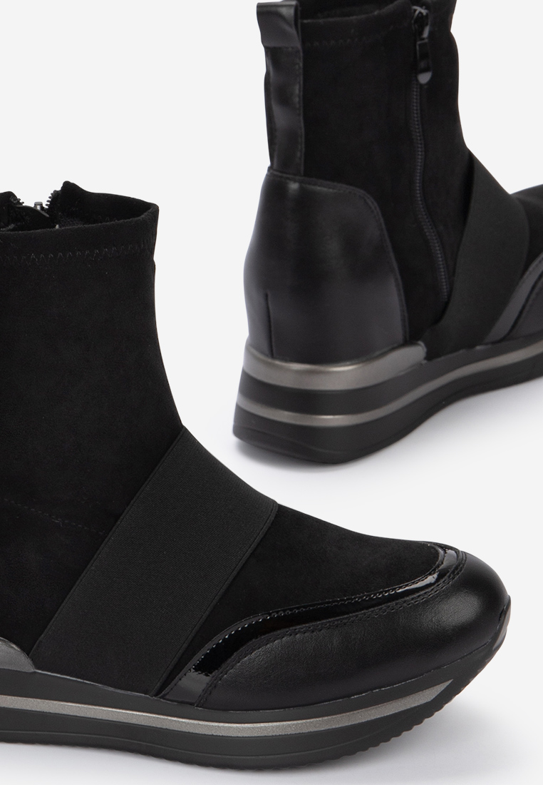 Czarne sneakersy damskie na koturnie Dermira