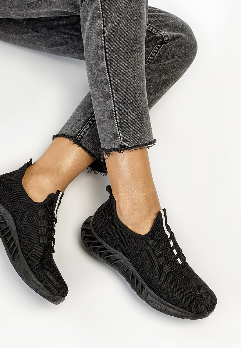 Czarne buty sportowe Akeela