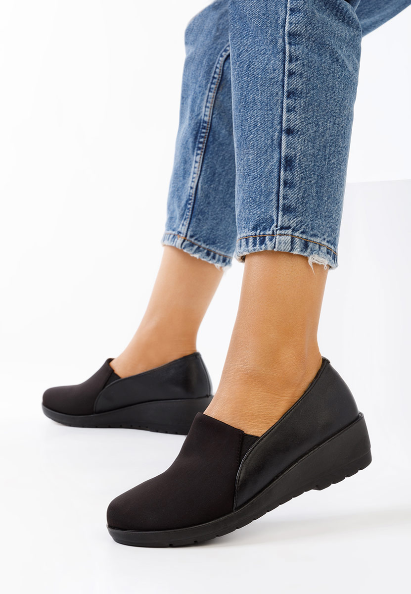 Czarne mokasyny na platformie Yanira