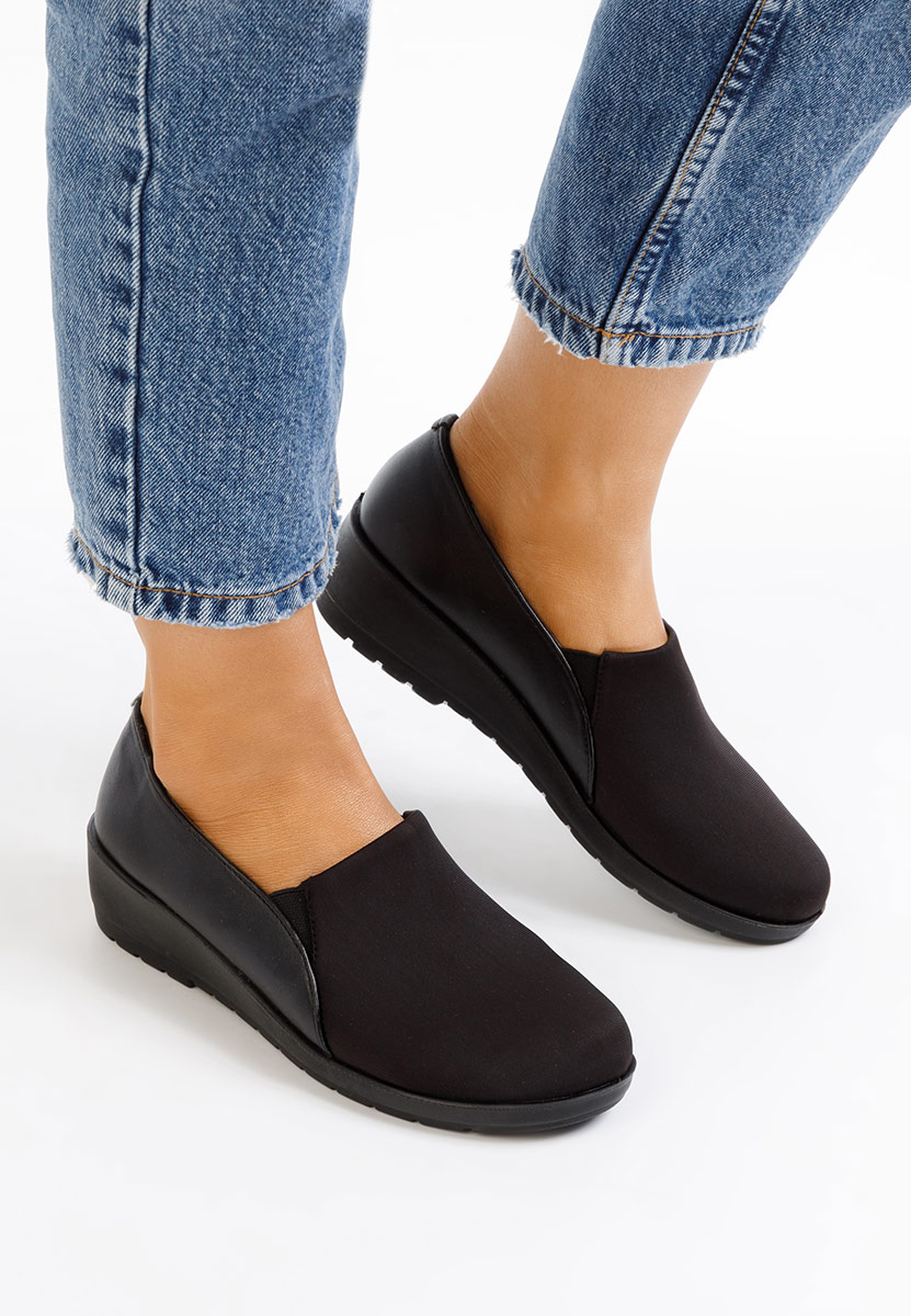 Czarne mokasyny na platformie Yanira