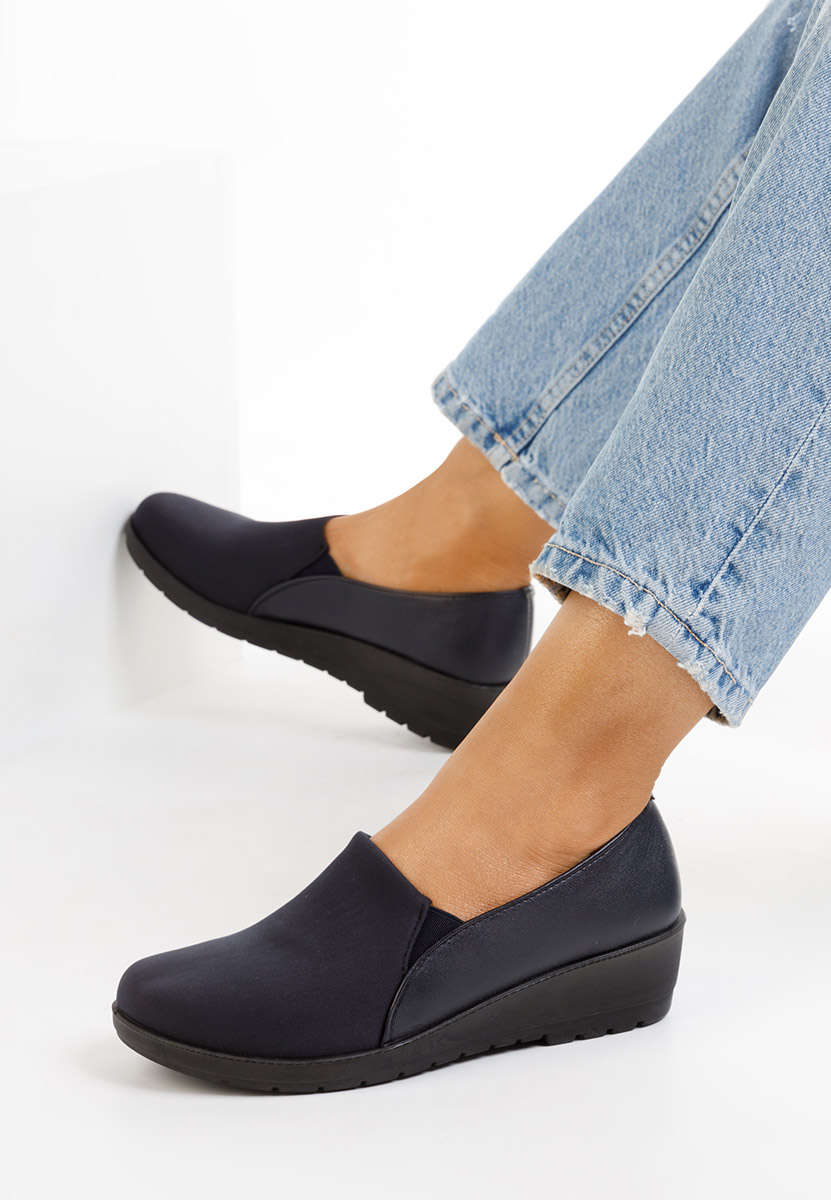 Granatowe mokasyny na platformie Yanira