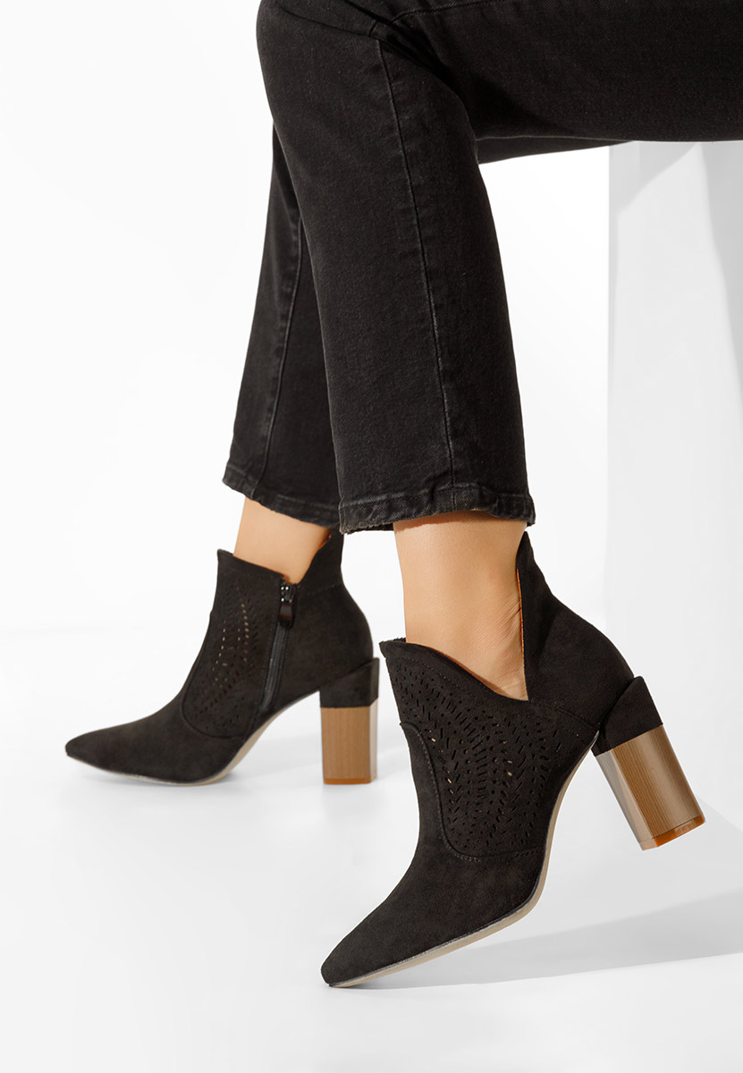Czarne botki ażurowe Olvera