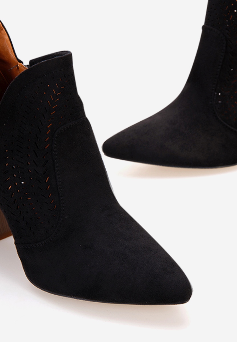 Czarne botki ażurowe Olvera