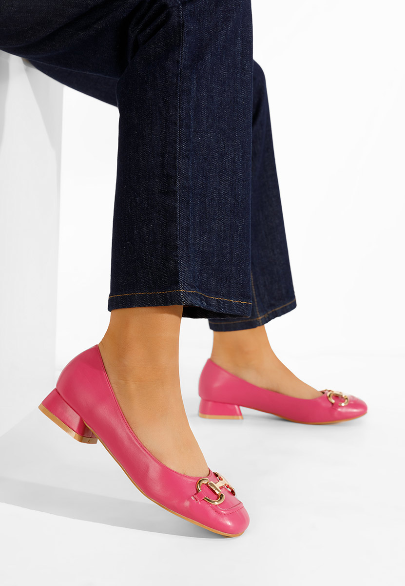 Fuksjowe czółenka na niskim obcasie Escana