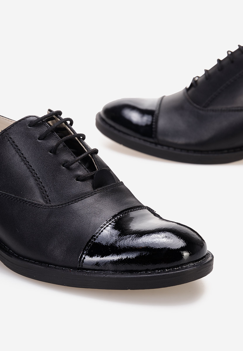 Czarne oxfordy damskie Genave V2