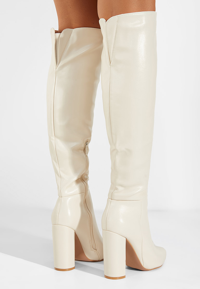 Beżowe kozaki za kolano na słupku Cailla