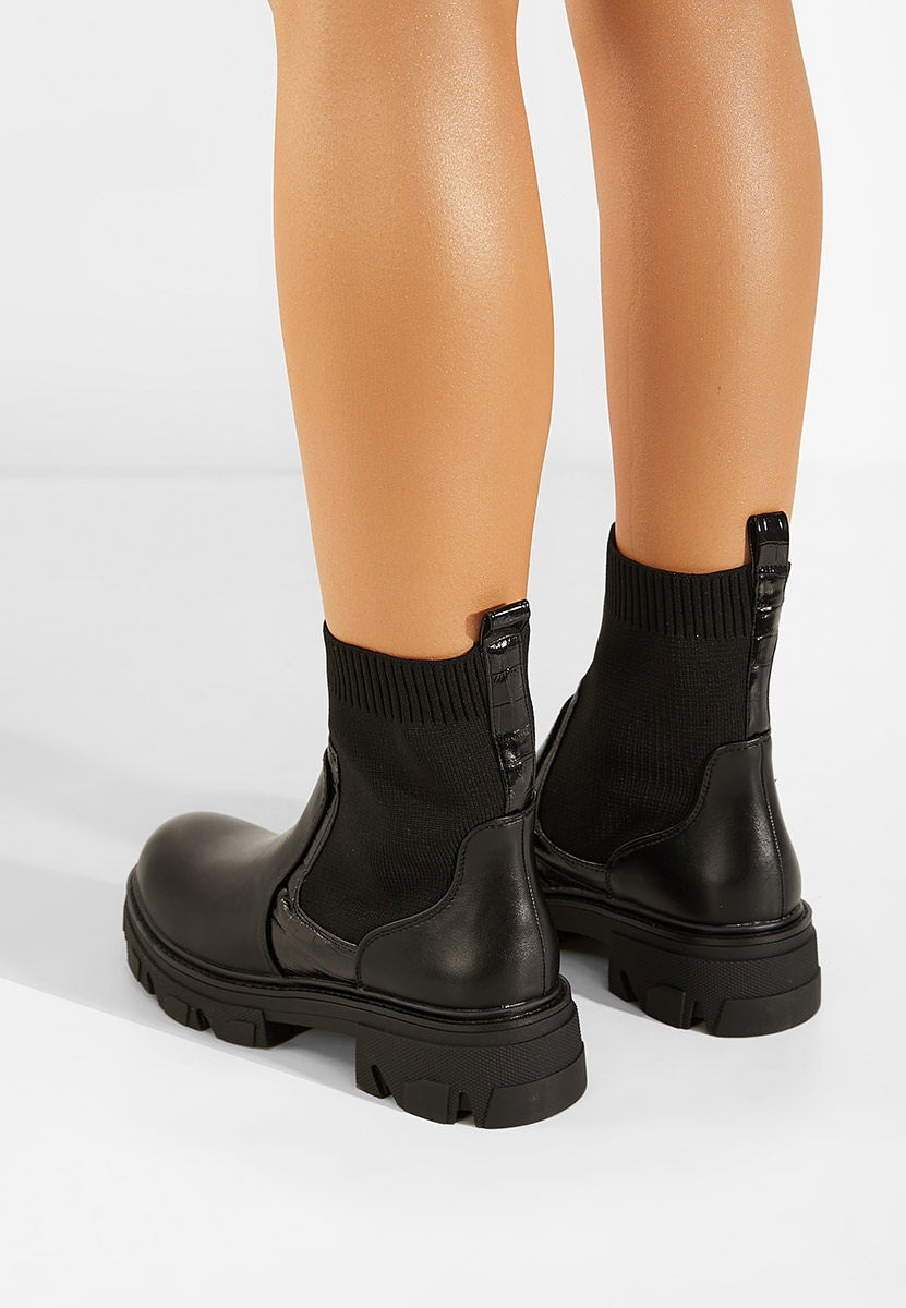 Czarne botki płaskie Quinteria