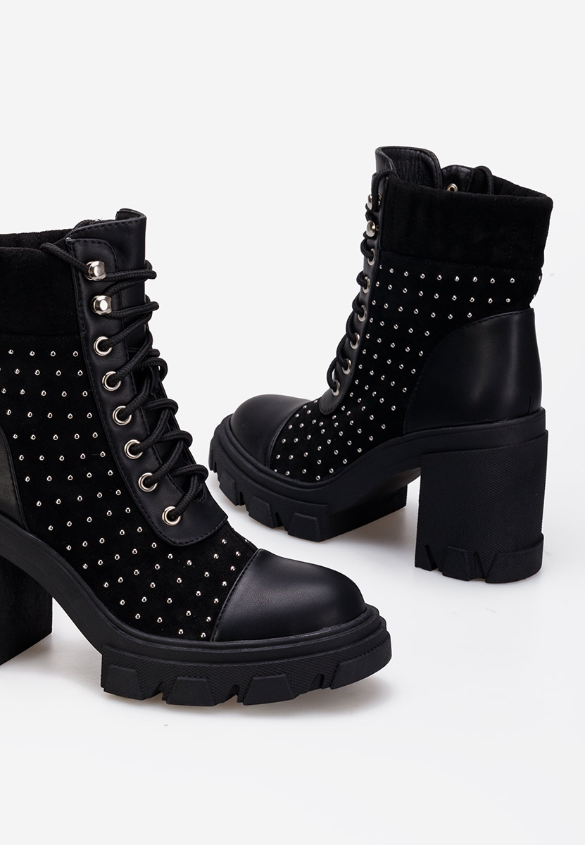 Czarne botki na słupku Molina