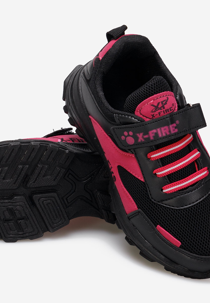 Czarne sneakersy dziewczęce Menas B V4