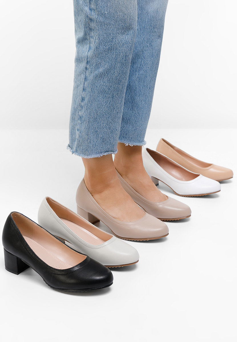 Czarne czółenka na niskim słupku Zinia