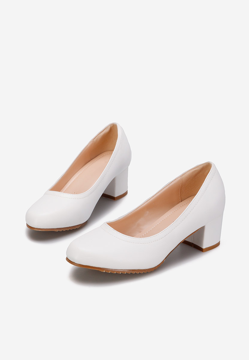 Białe czółenka na niskim słupku Zinia