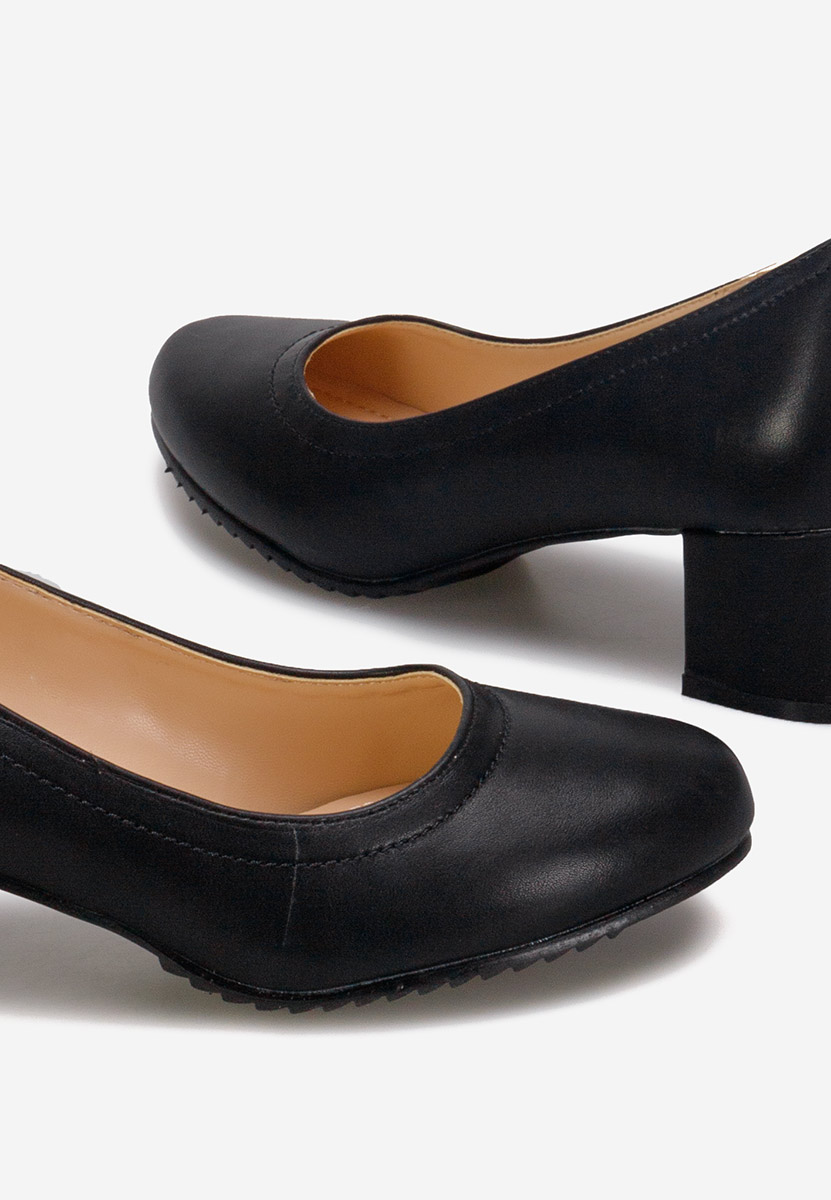 Czarne czółenka na niskim słupku Zinia