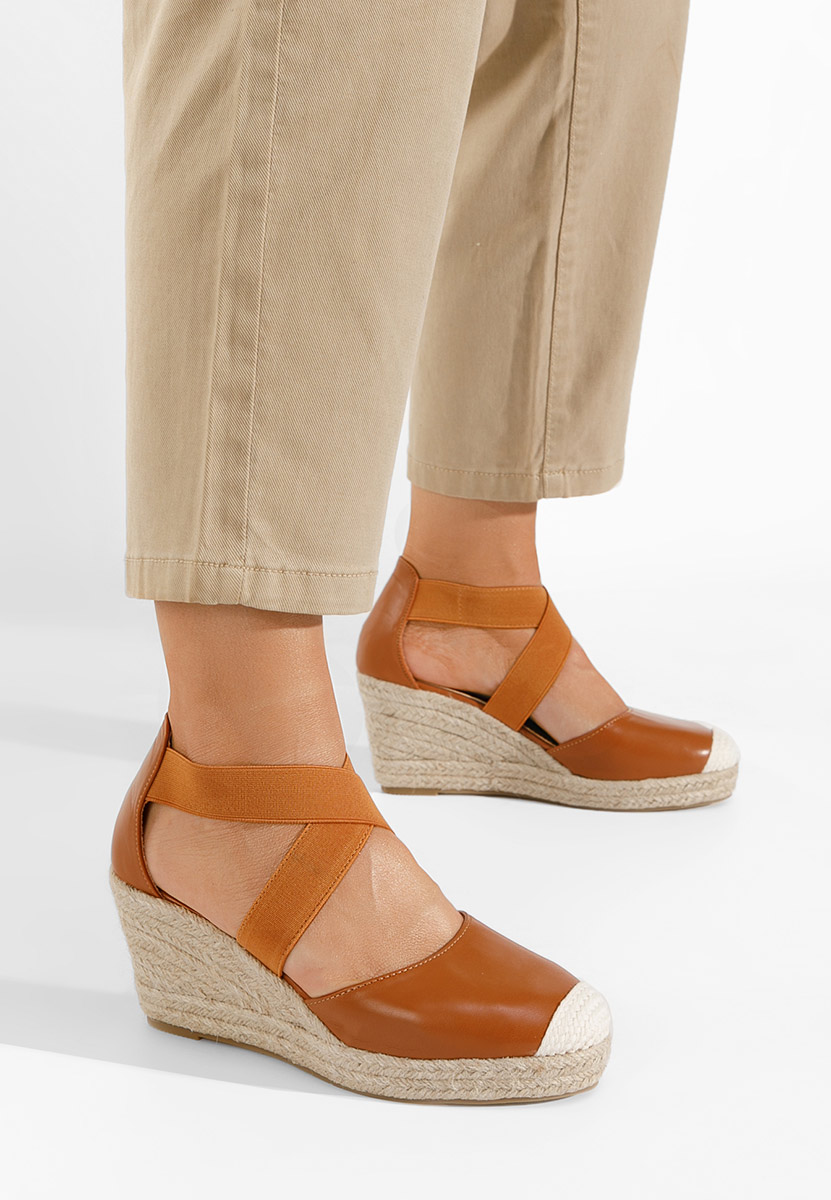 Camelowe espadryle na koturnie Rosaria