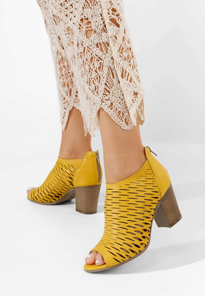 Żółte sandały skórzane Zarata