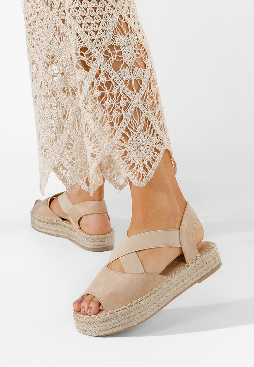 Beżowe espadryle na koturnie Nola