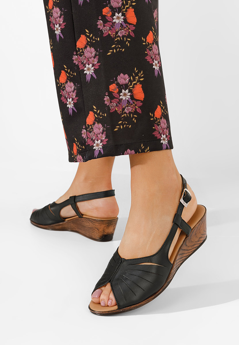 Czarne sandały damskie skórzane Lovara