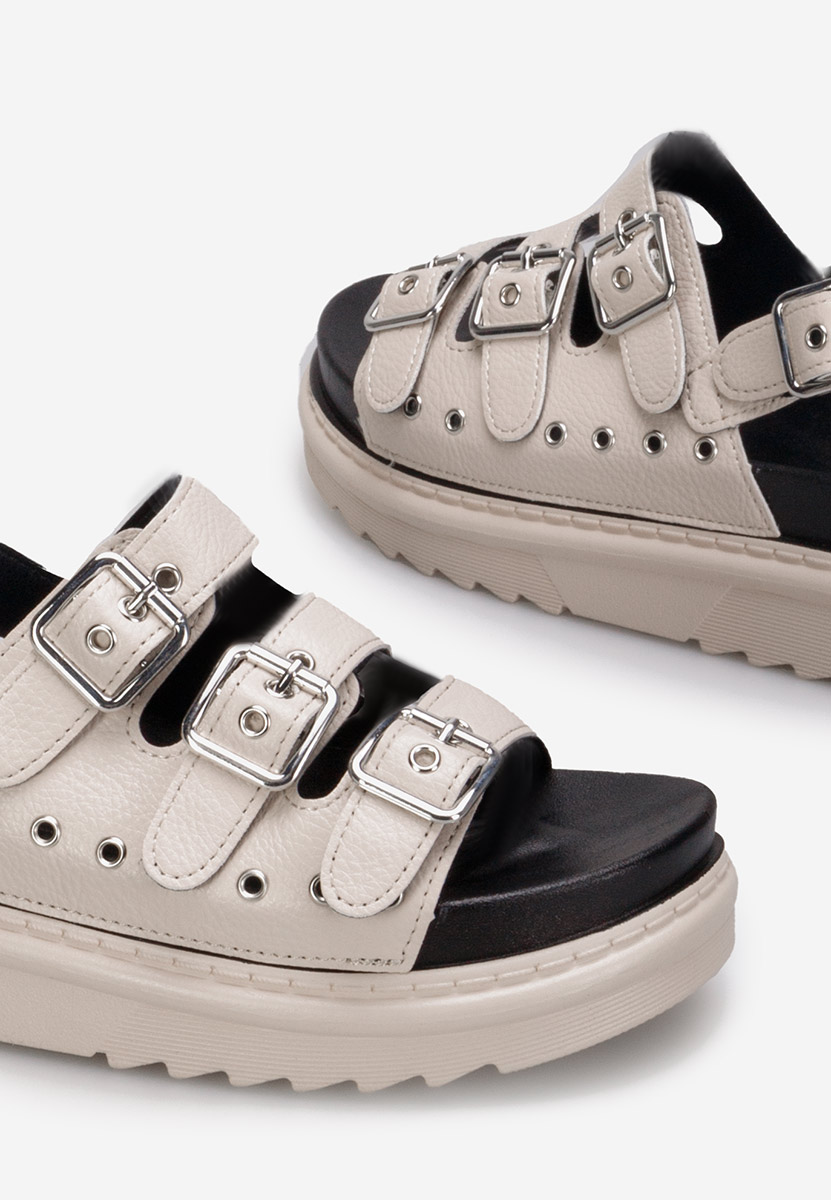 Beżowe sandały na platformie Edena