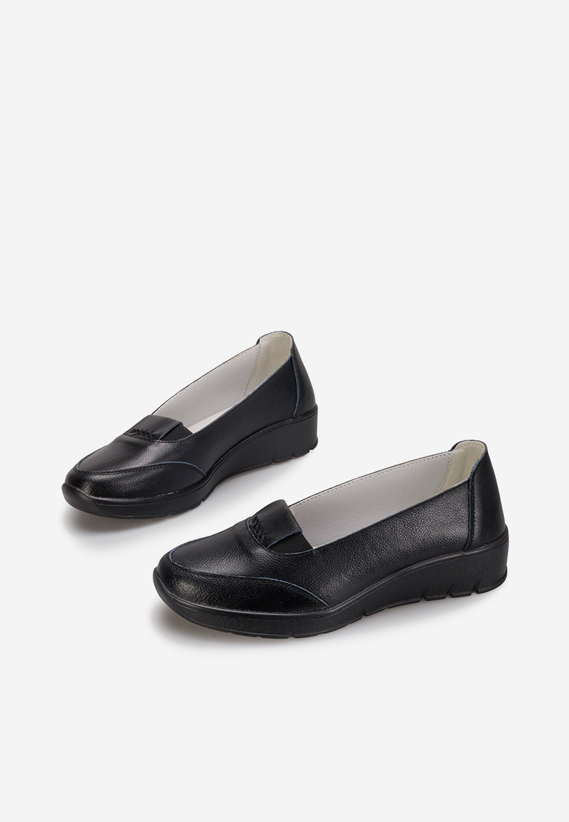 Czarne skórzane mokasyny Sandira