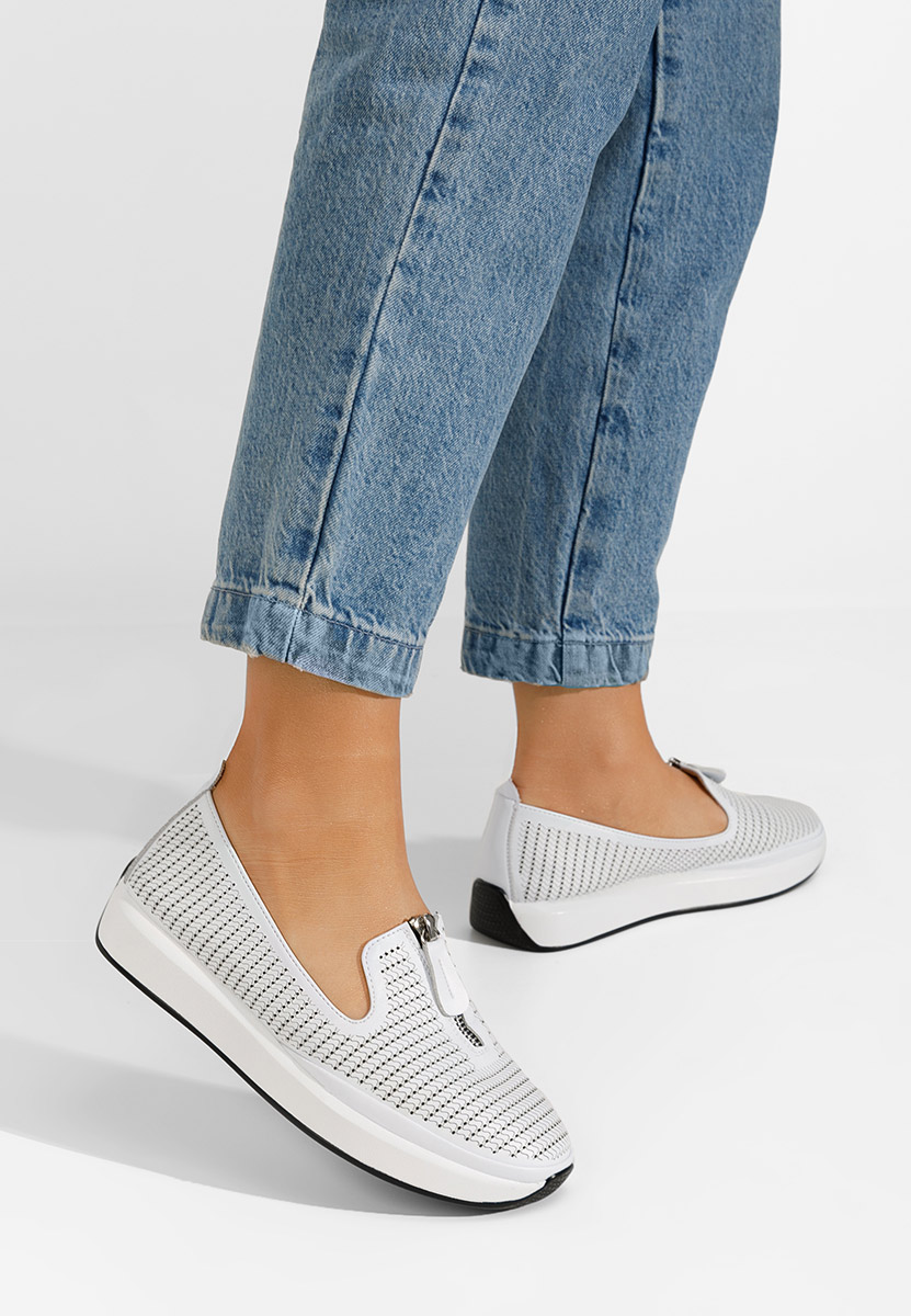 Białe półbuty damskie Finnia