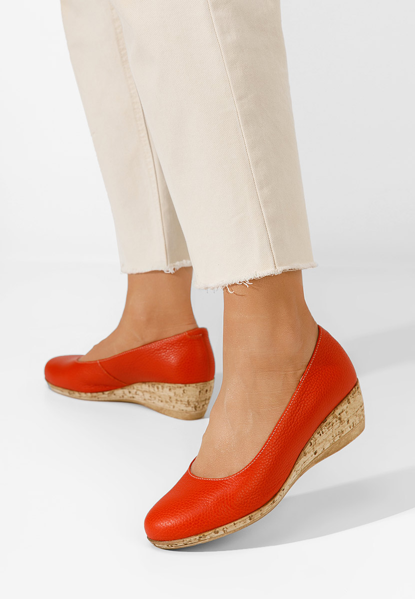 Pomarańczowe czółenka na koturnie Sonia V3