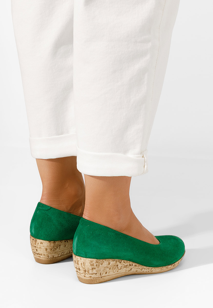 Zielone czółenka na koturnie Sonia