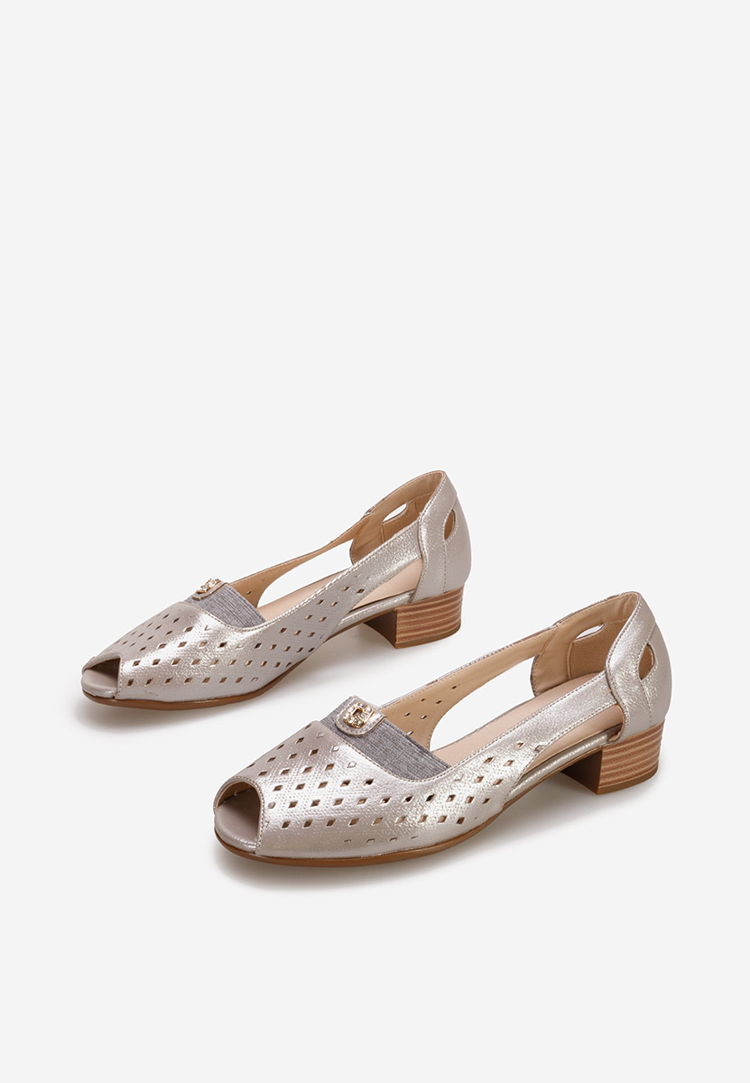 Srebrne czółenka na niskim obcasie Althena