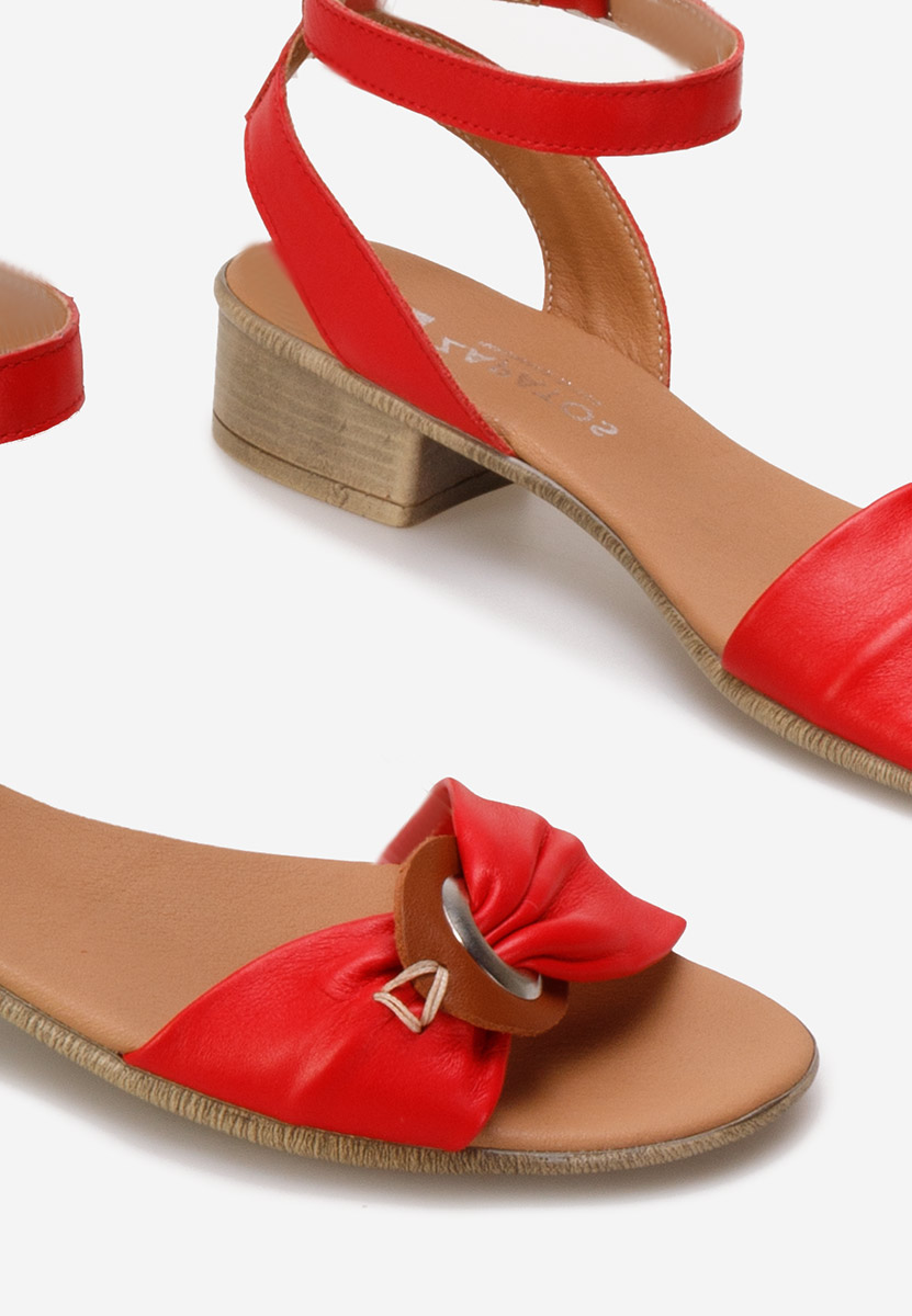 Czerwone sandały damskie skórzane Vestina