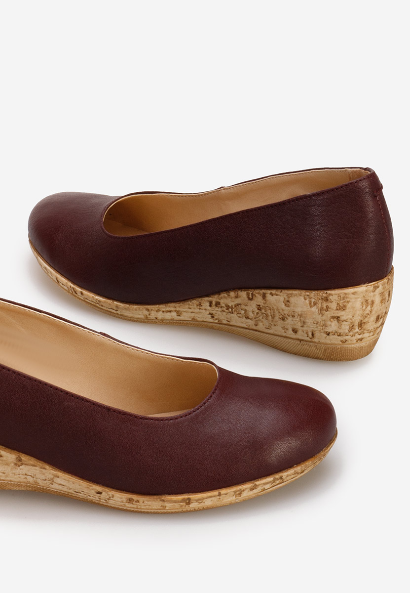 Bordowe czółenka na koturnie Sonia V3