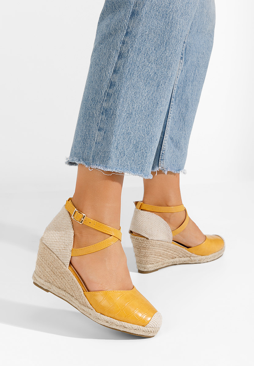 Żółte espadryle na koturnie Moira