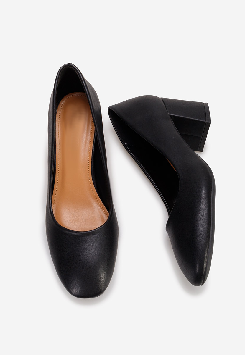 Czarne czółenka na słupku Salora