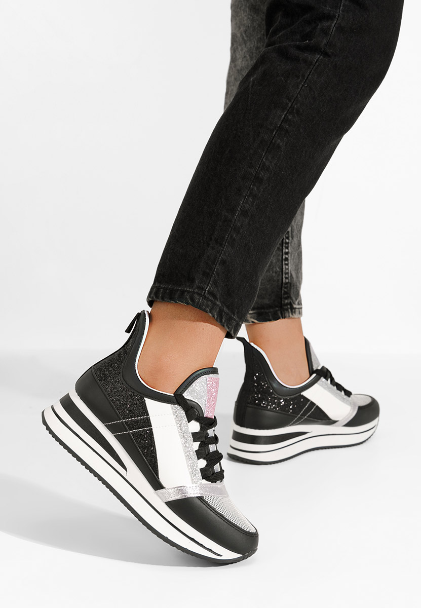 Czarne sneakersy na koturnie Tamila