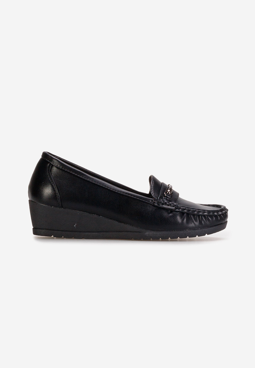 Czarne mokasyny na koturnie Norasea