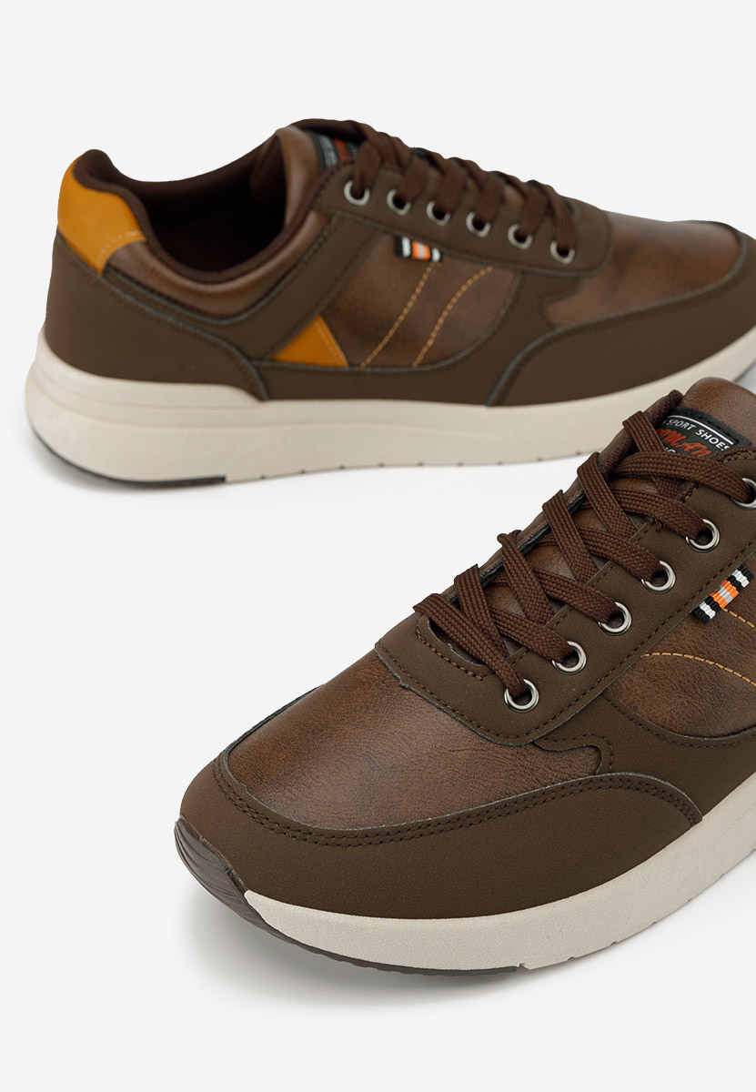 Brązowe sneakersy męskie Freeman