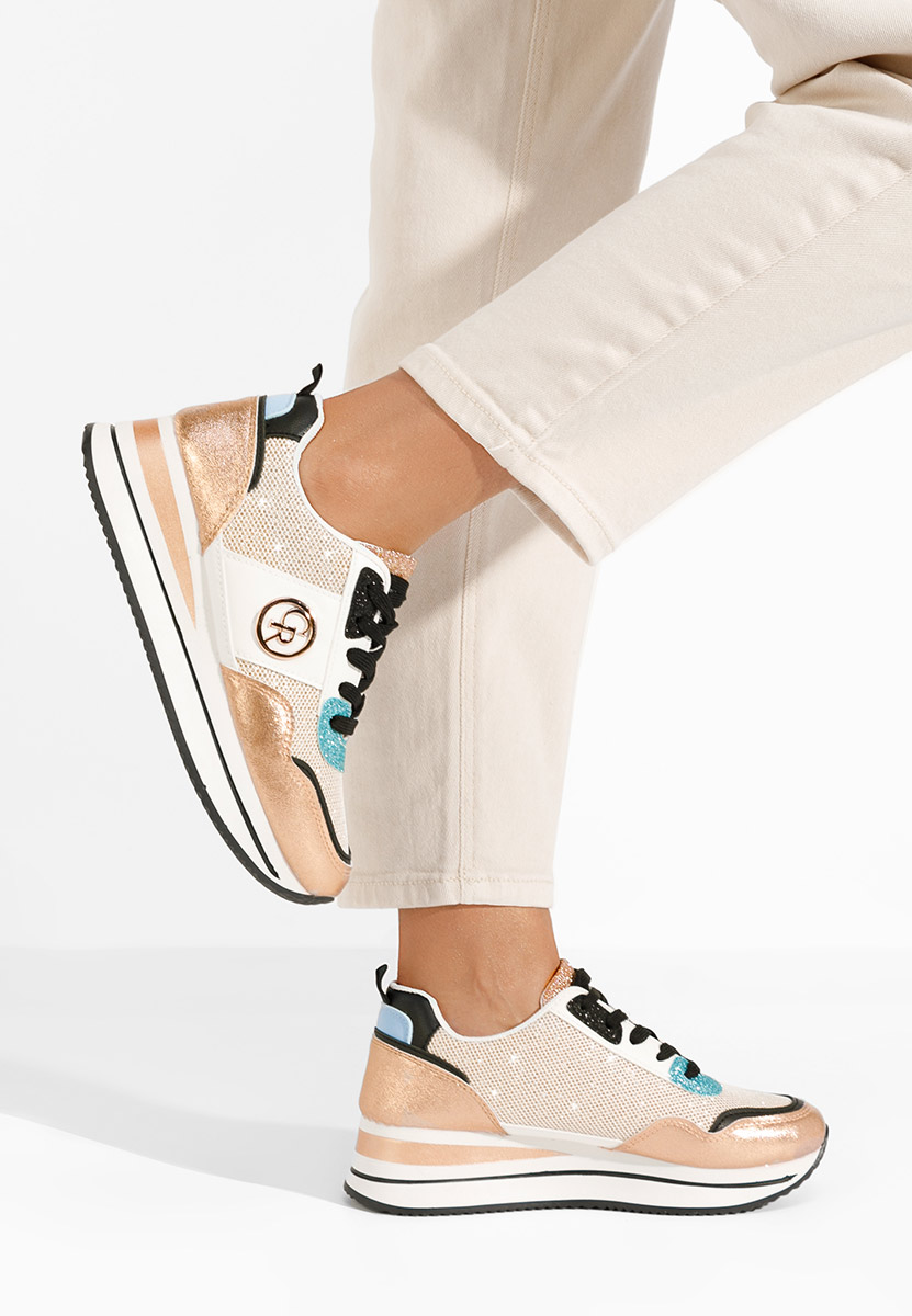 Szampańskie sneakersy na koturnie Zarida