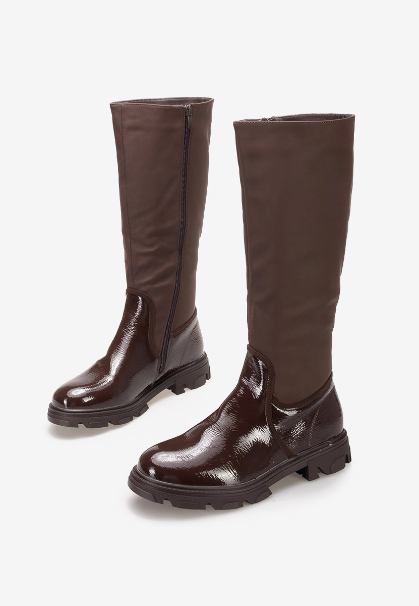 Brązowe kozaki płaskie Cumbia