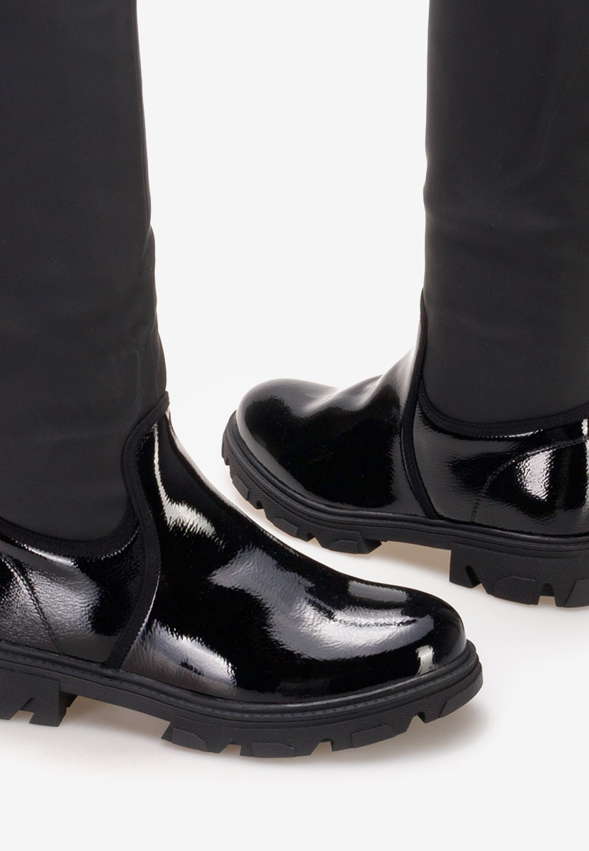 Czarne kozaki płaskie Cumbia