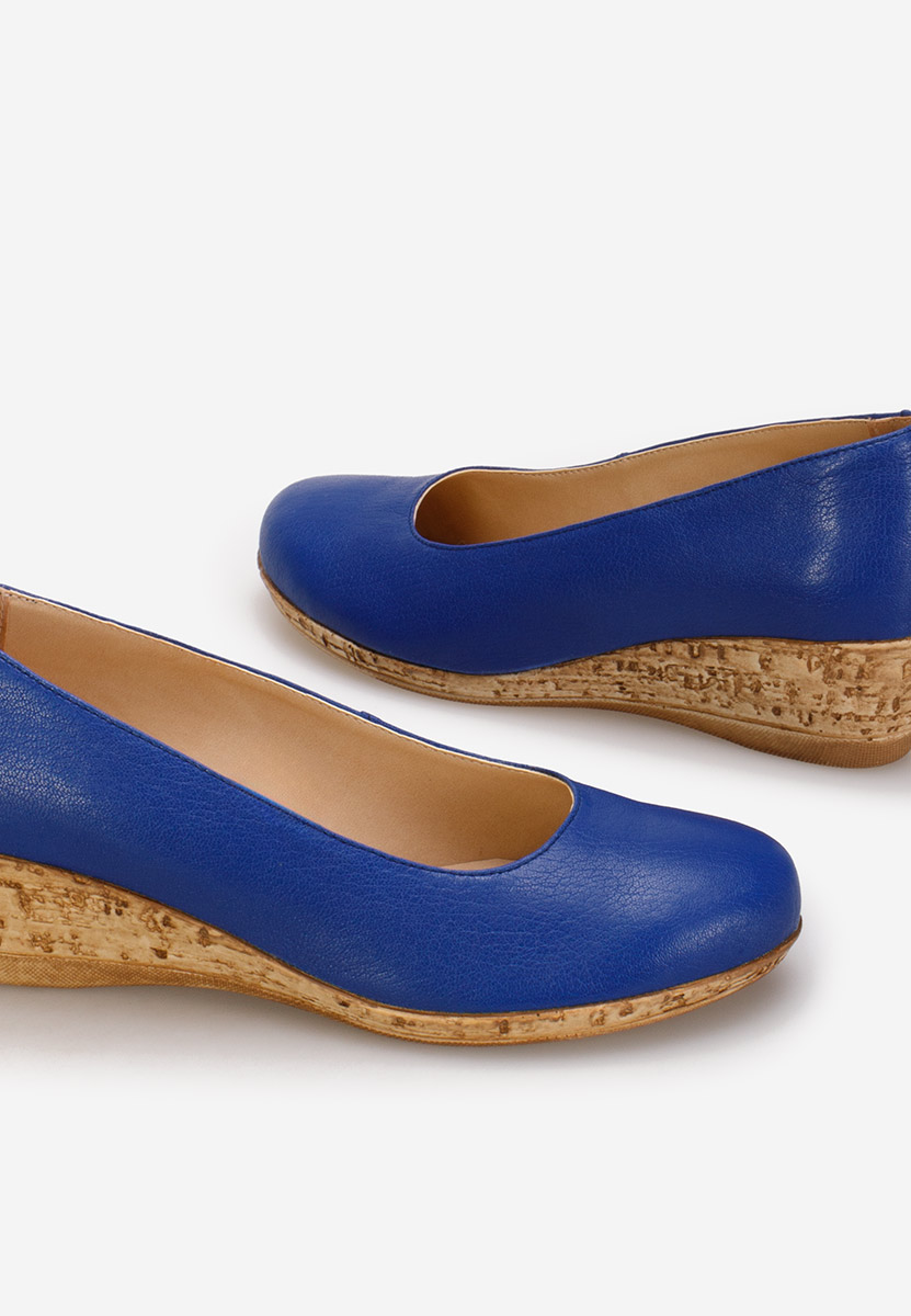 Niebieskie czółenka na koturnie Sonia V3