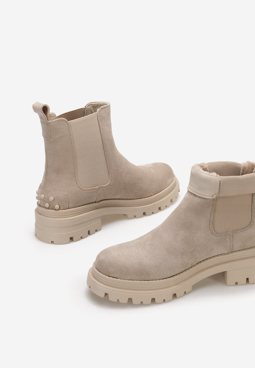 Beżowe botki chelsea Sallia