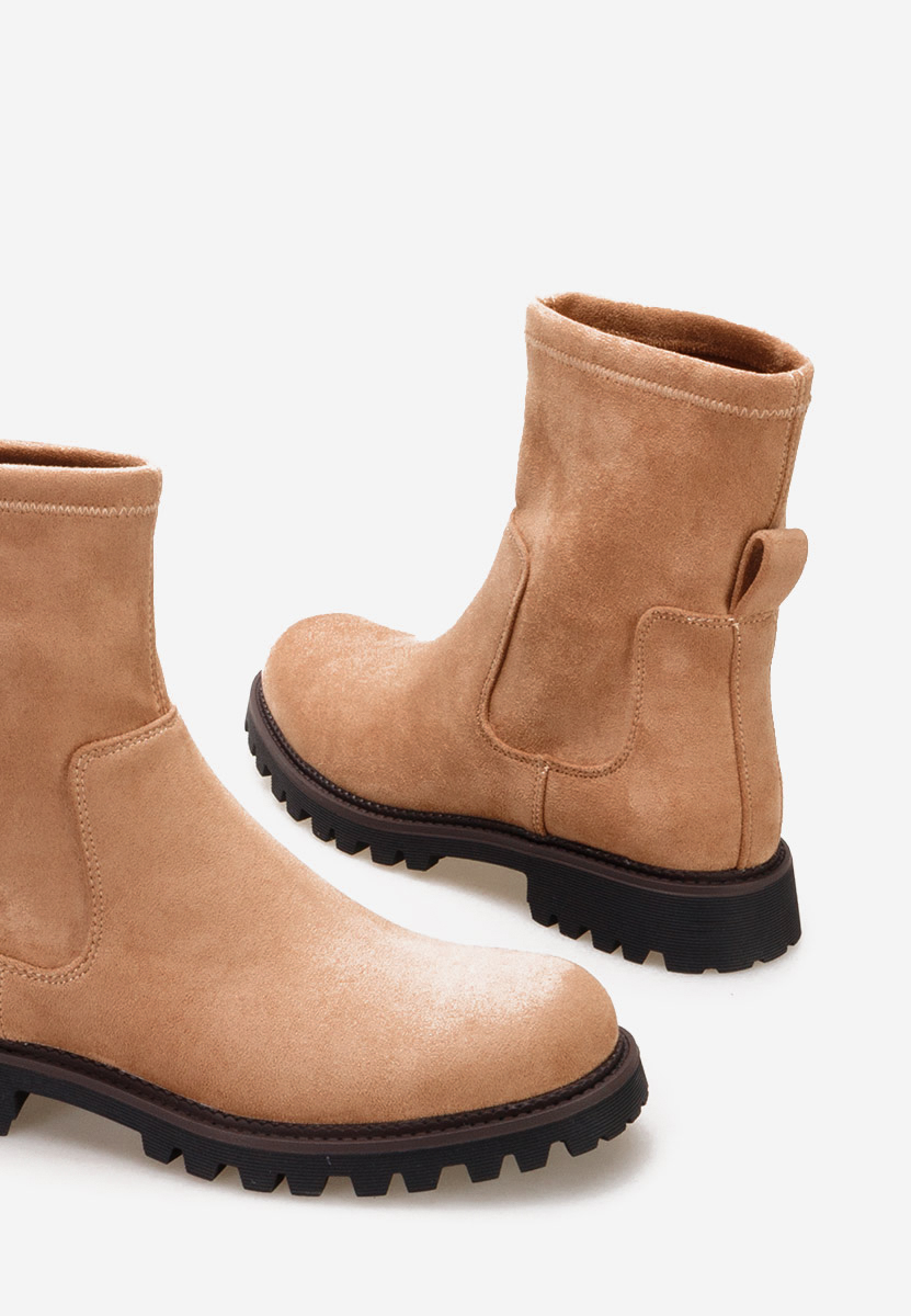 Camelowe botki płaskie Javana