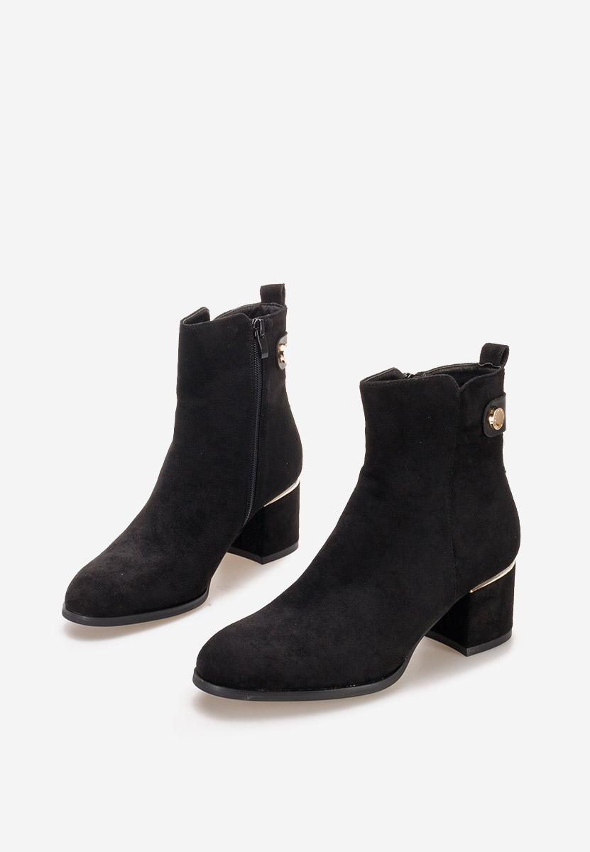 Czarne botki na słupku Sikora