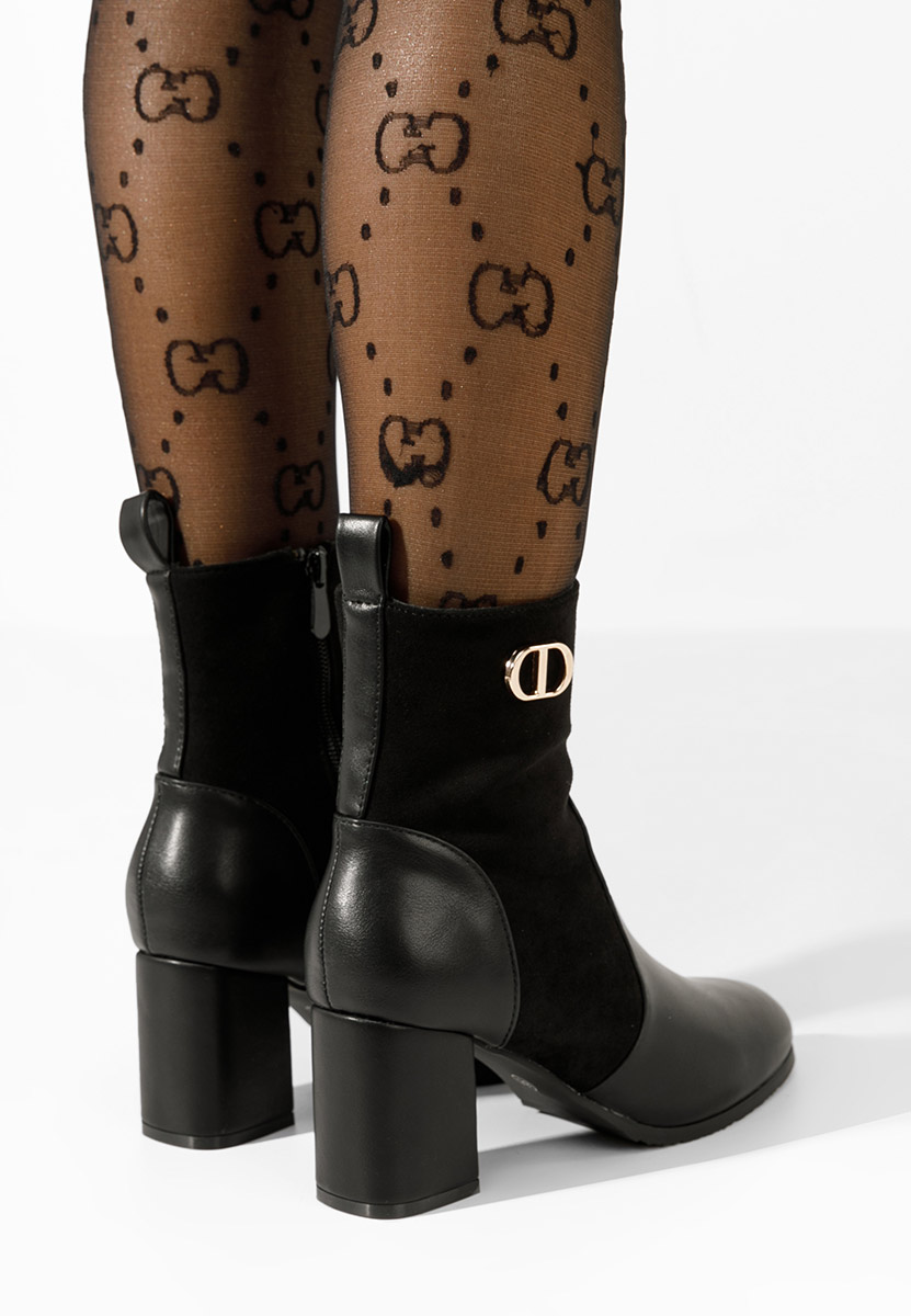 Czarne botki na słupku Sariah