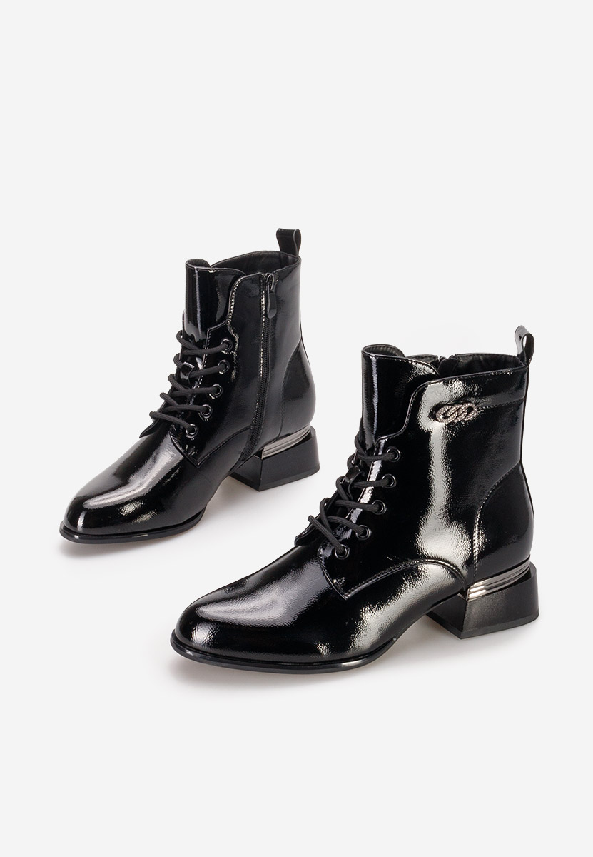 Czarne botki płaskie Zakia