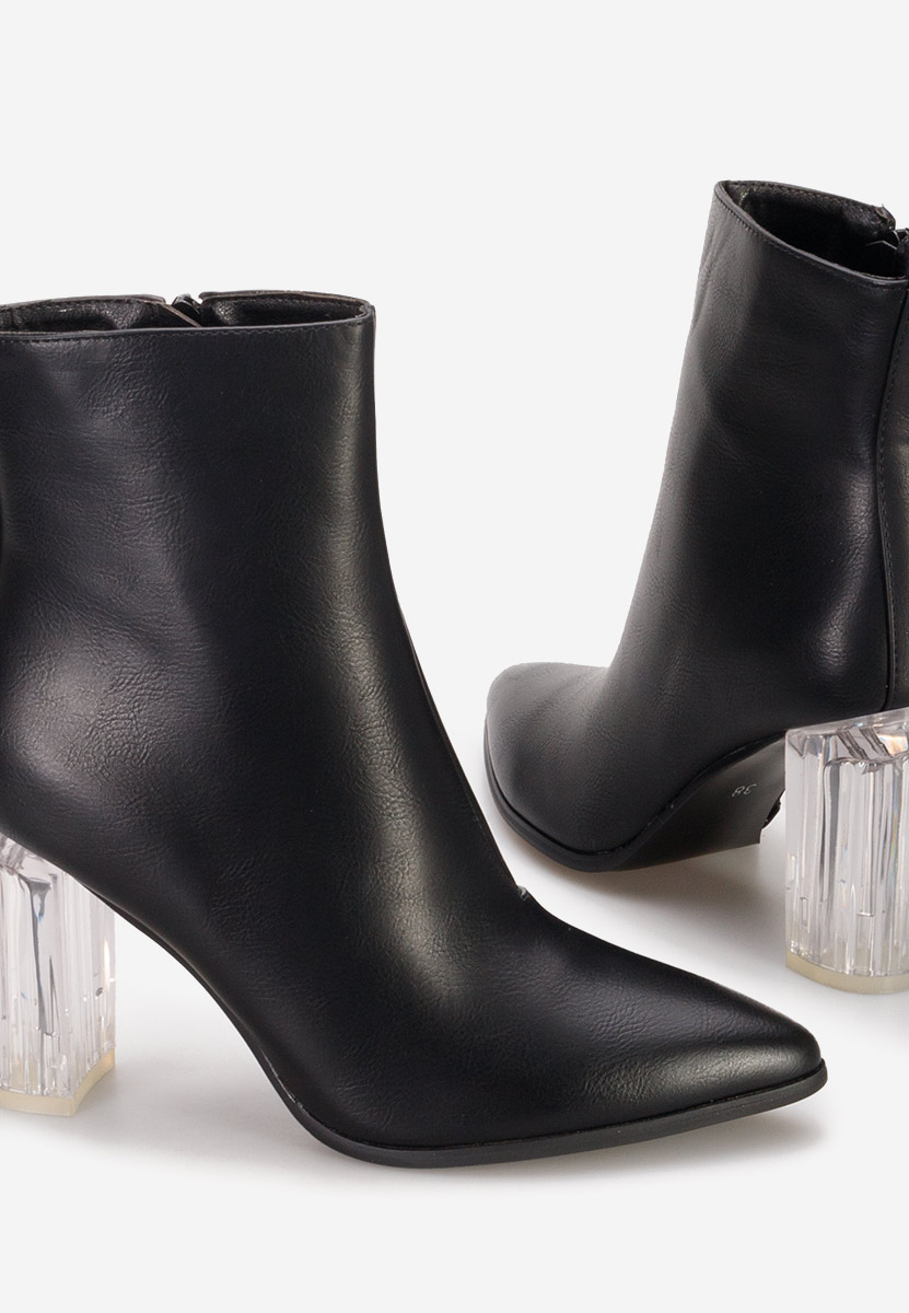 Czarne botki na słupku Arilea