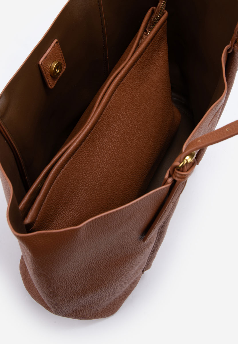 Camelowe torebka na ramię Ylena