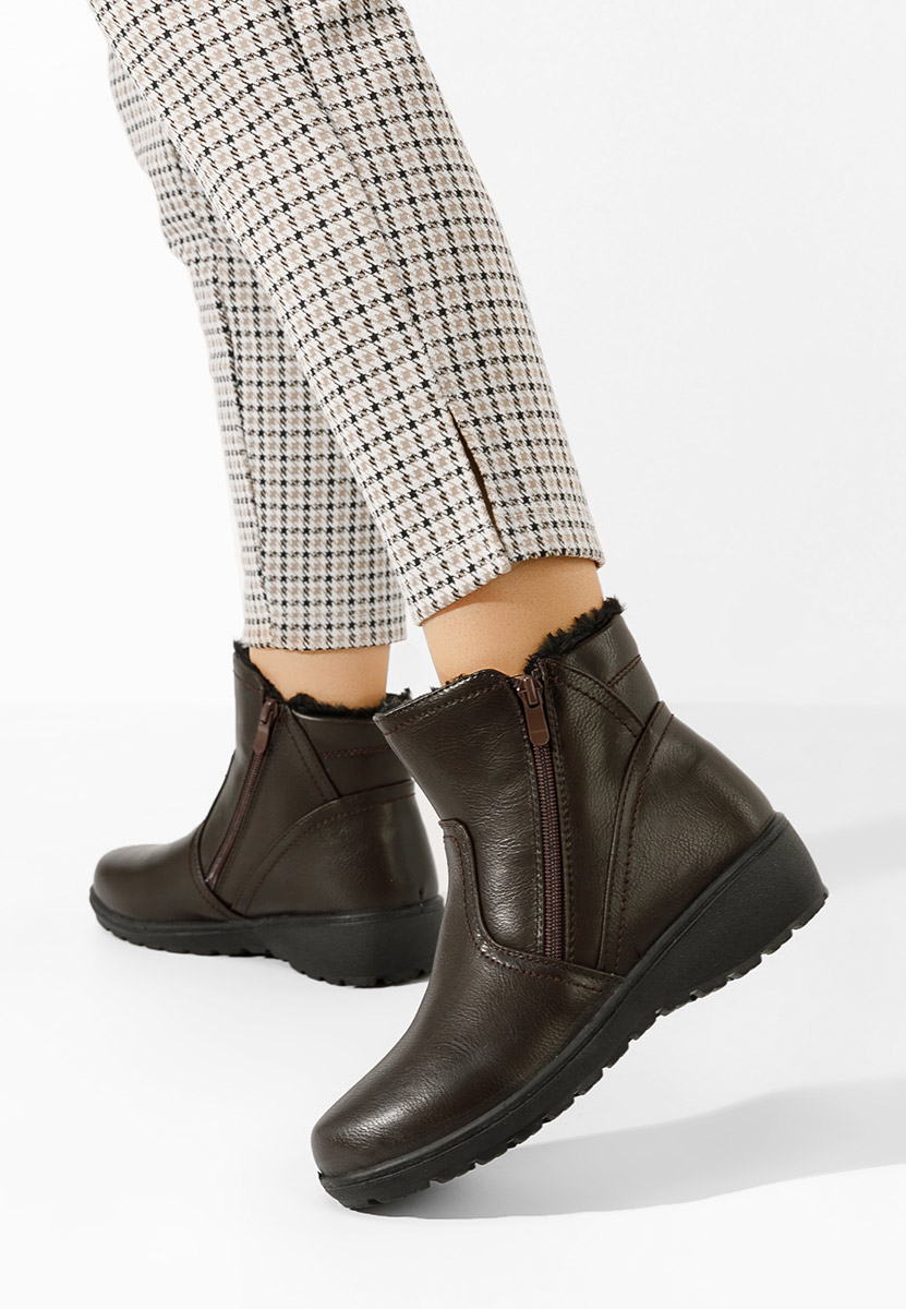 Brązowe botki damskie ocieplane Lesara