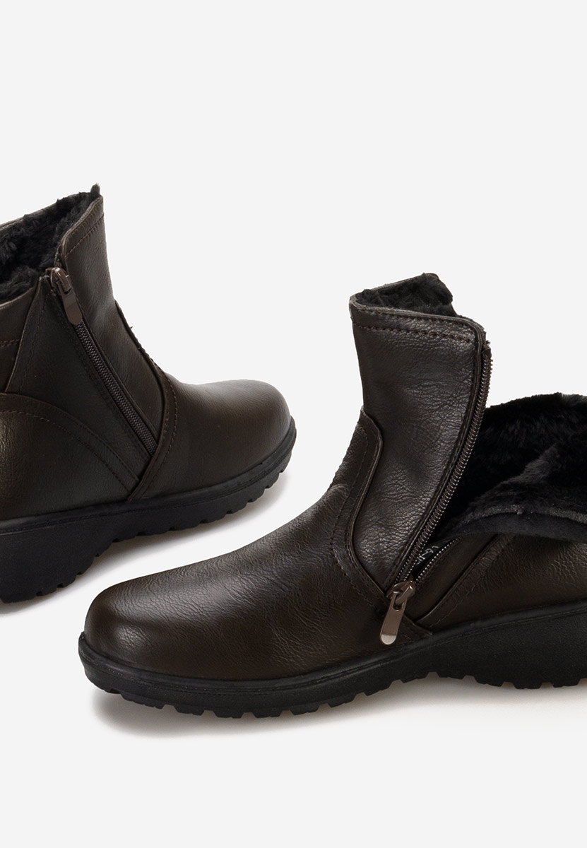 Brązowe botki damskie ocieplane Lesara