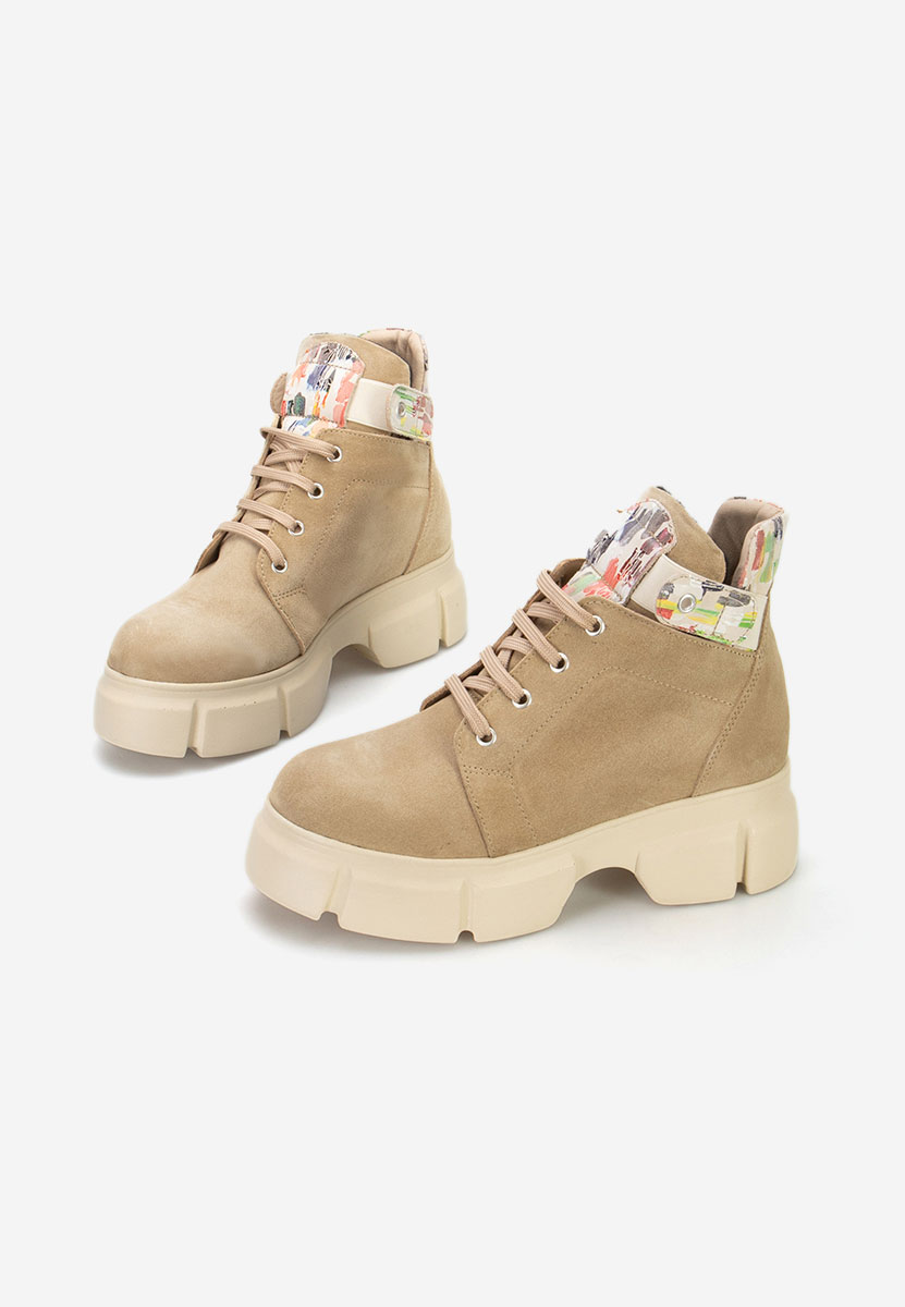 Beżowe botki damskie skórzane Saeva V2