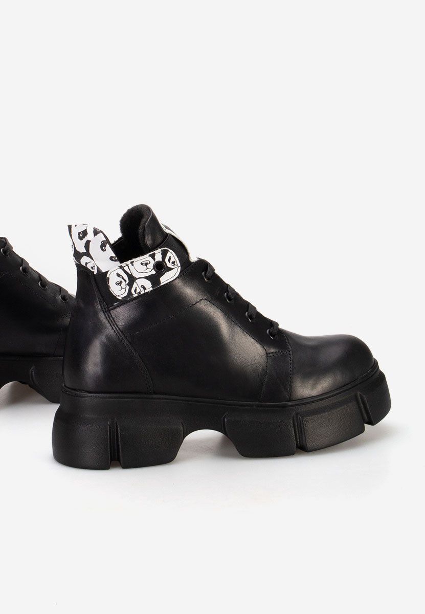 Czarne botki damskie skórzane Saeva