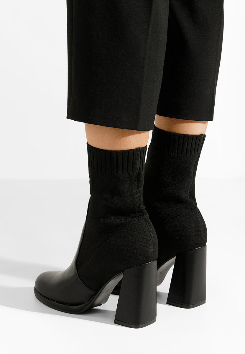 Czarne botki damskie Ventilla