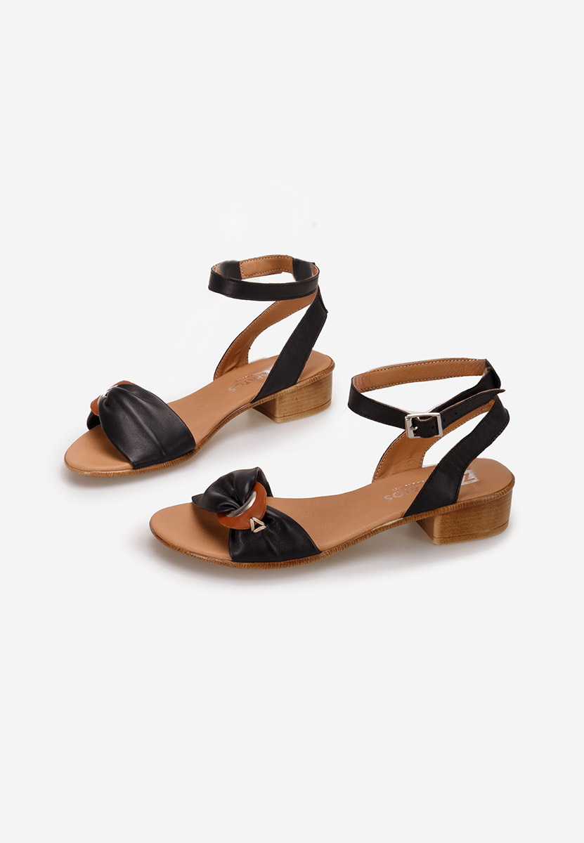 Czarne sandały damskie skórzane Vestina